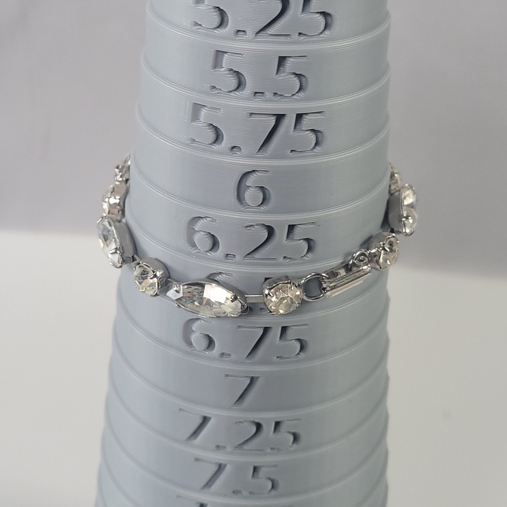 Weiss Vintage Clear Rhinestone Marquise Round Silver Tone Bracelet 6.25 Inch - Picture 6 of 7